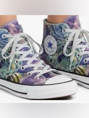 Converse Chuck Taylor All Star High Top Women Digital Floral Rose size 8